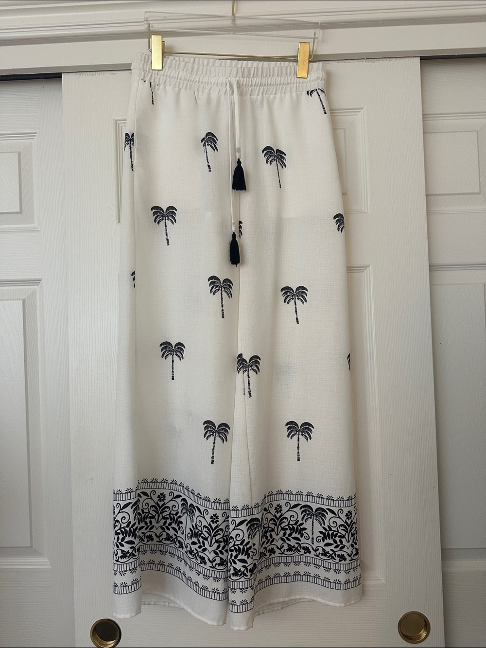 Sunshine 79 Women’s White Palm-Print Swim Coverup pants with Tassel Waist